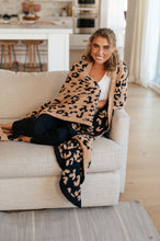 Load image into Gallery viewer, Ari Blanket Single Cuddle Size in Animal Print