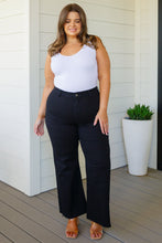 Load image into Gallery viewer, August High Rise Wide Leg Crop Jeans in Black