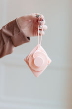 Load image into Gallery viewer, Collapsing Silicone Water Bottle in Diamond Pink
