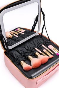 She's All That LED Makeup Case in Pink